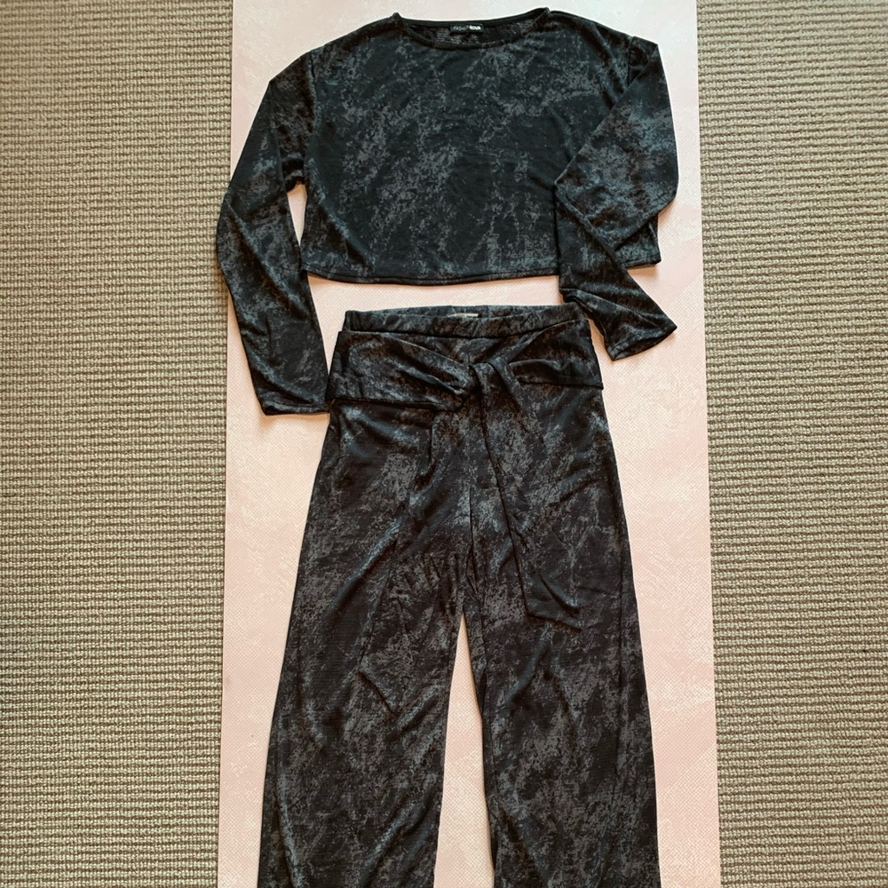 Lounge Set